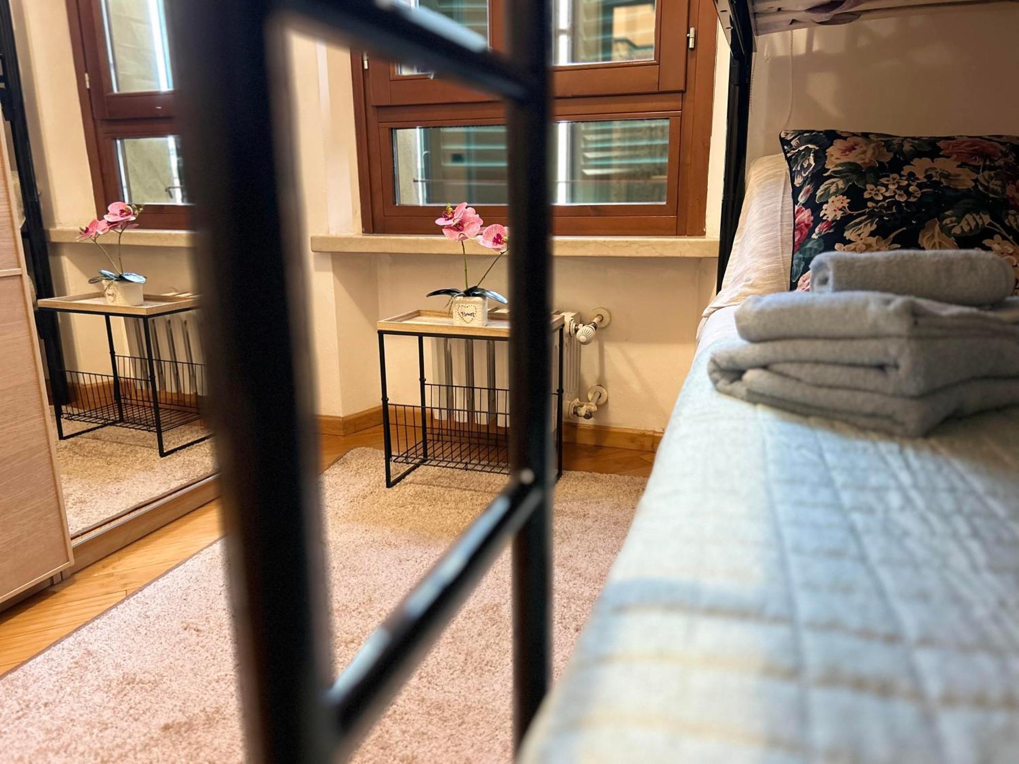 Castelvecchio Apartment Верона Екстер'єр фото